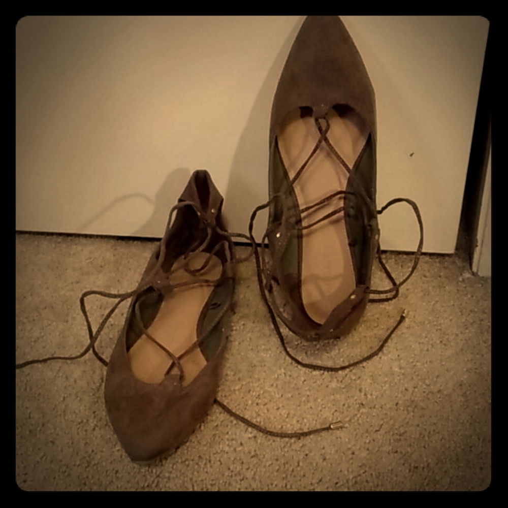 Green Lace-Up Flats